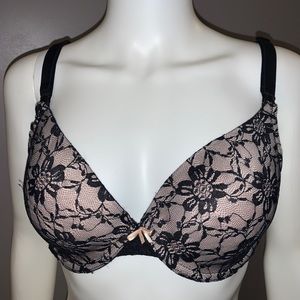 Lace maternity bra.